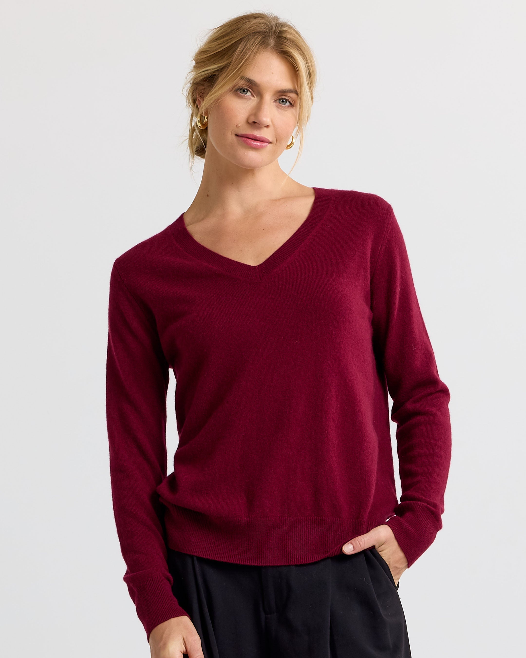 Essential Cashmere V-Neck