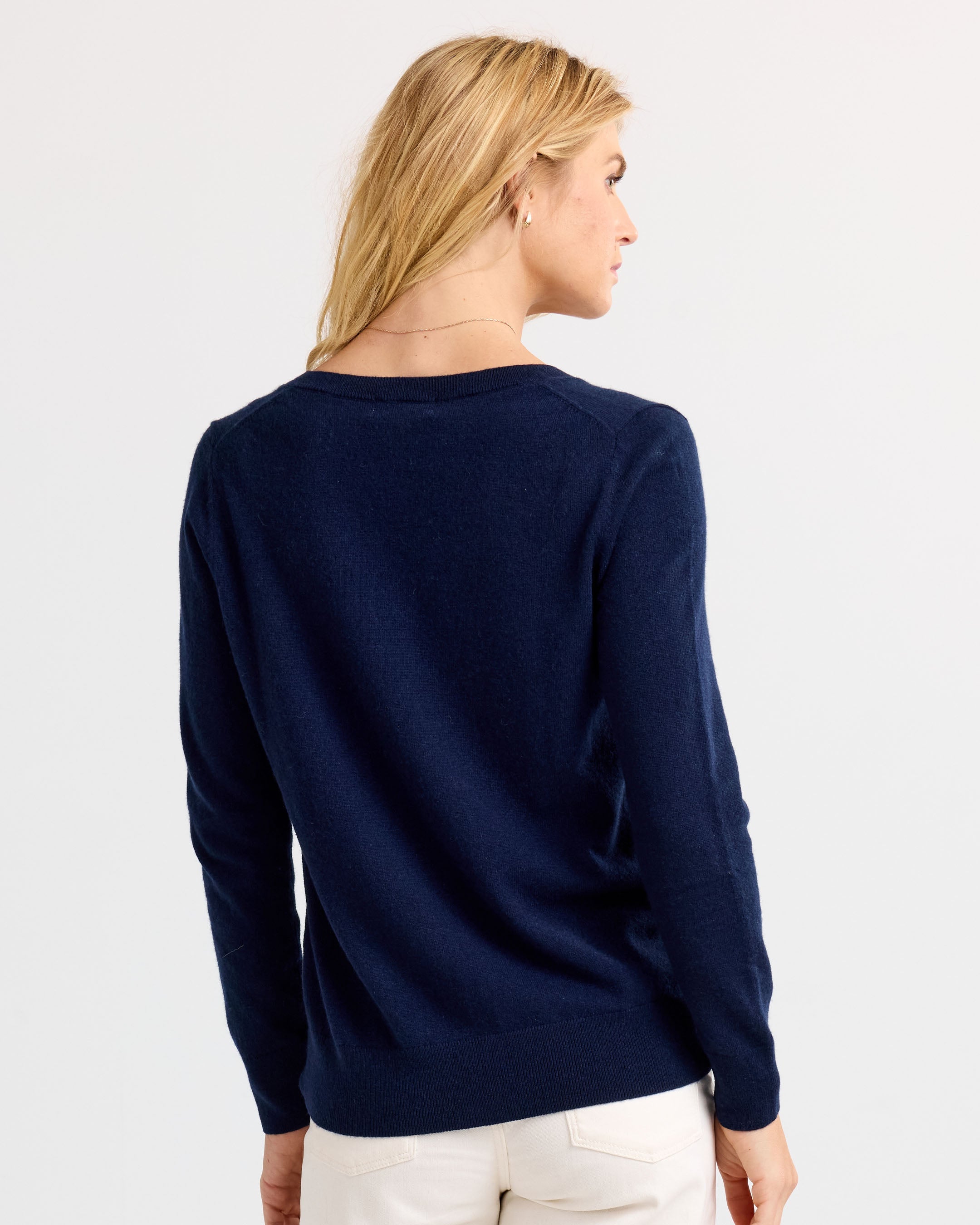 Essential Cashmere V-Neck