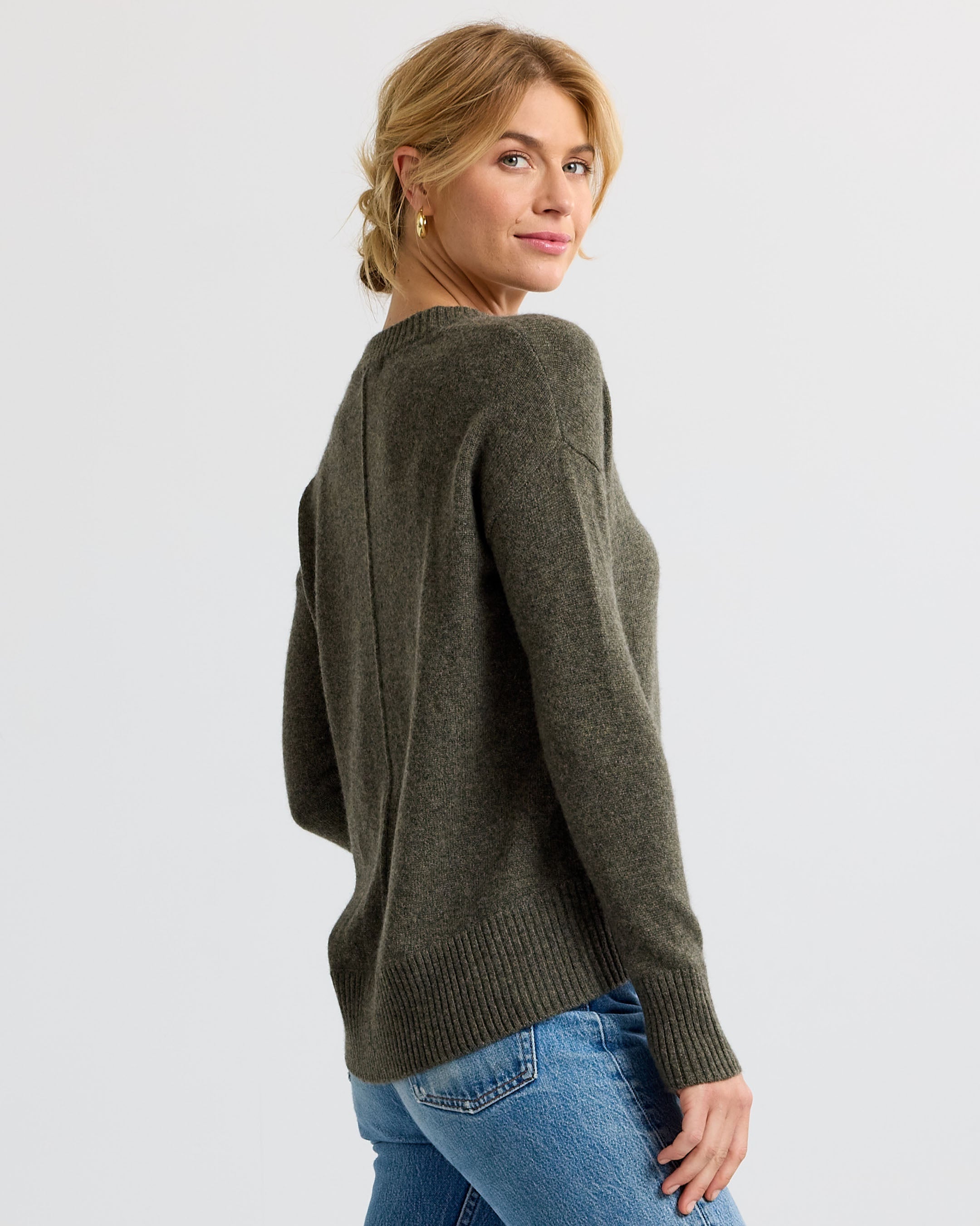 Cashmere Forward Seam V-Neck
